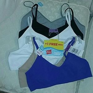 Girls sports bra's